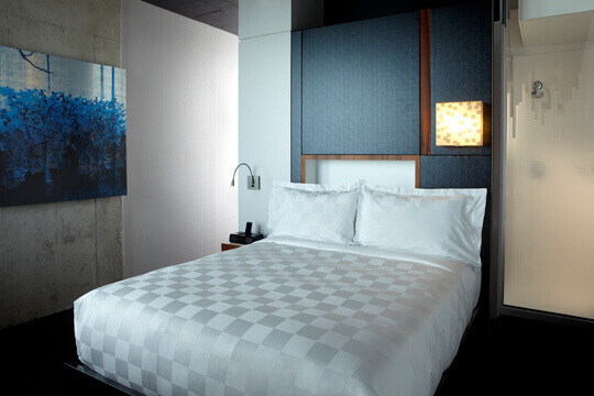 Lit-Chambre-Hotel-ALT-Griffintown