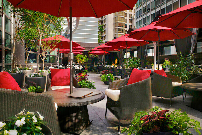 Terrasse-Restaurant-Sofitel-Montreal